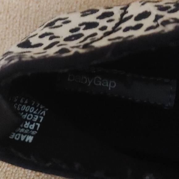 Gap slippers - Picture 3 of 6
